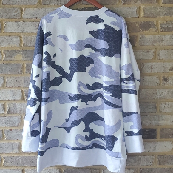 Camo Long Sleeve Sweatshirt Tunic Style - Picture 2 of 5